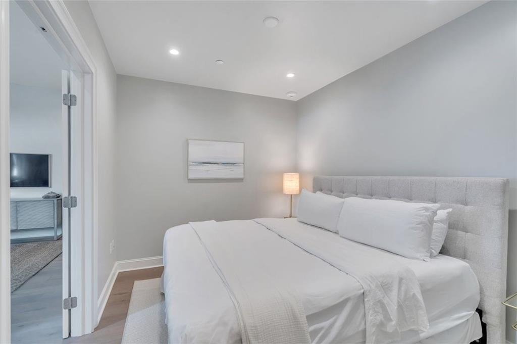 731 St Charles Avenue #304, New Orleans, Louisiana image 14