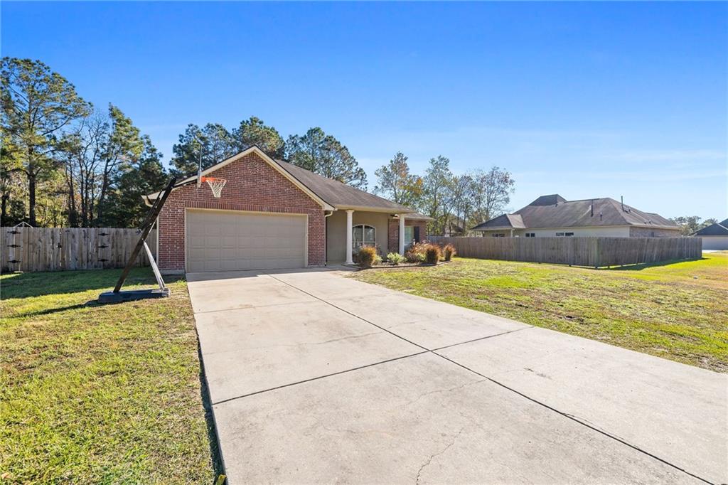 320 Coconut Palm Drive, Madisonville, Louisiana image 3