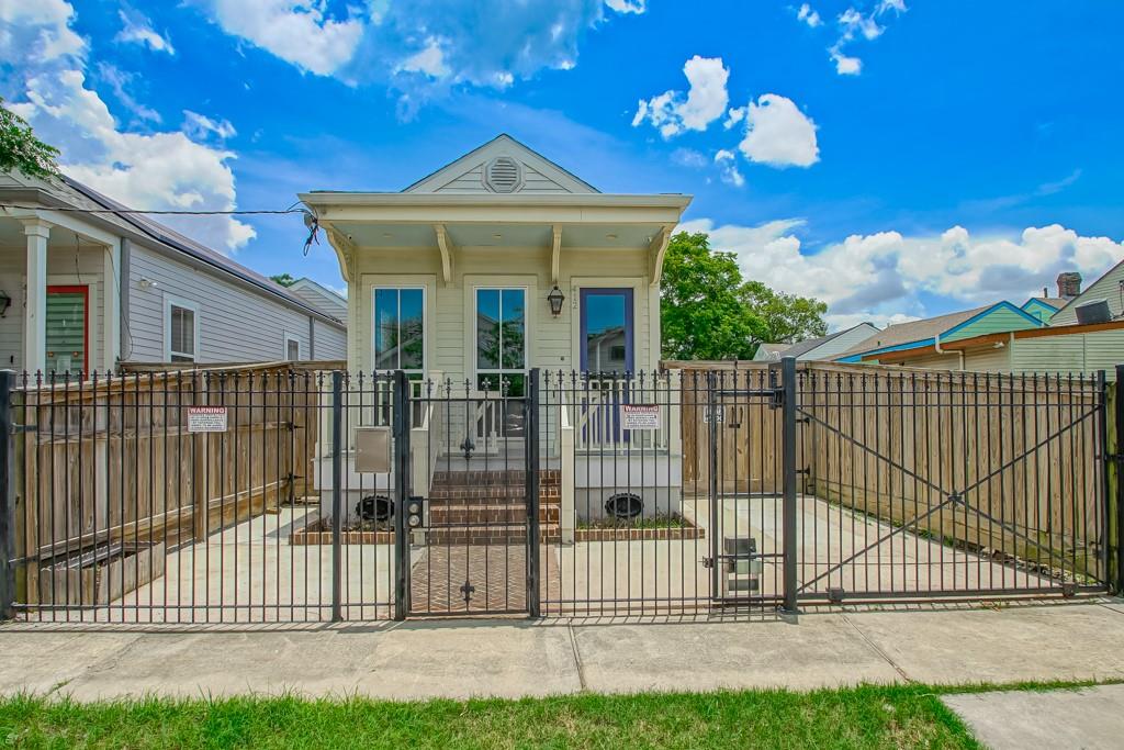 412 N Miro Street, New Orleans, Louisiana image 1