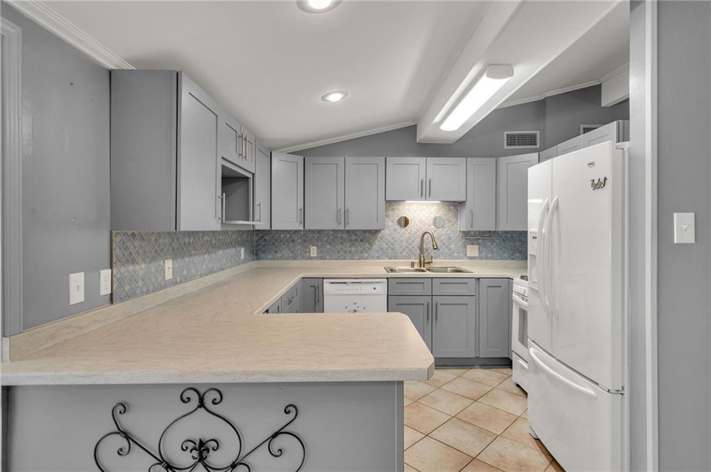 7 Albert Court, Metairie, Louisiana image 4