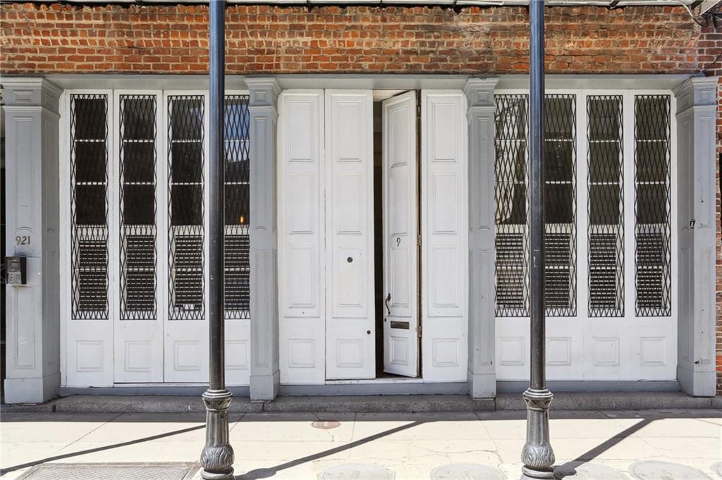 921 Chartres Street #9, New Orleans, Louisiana image 2