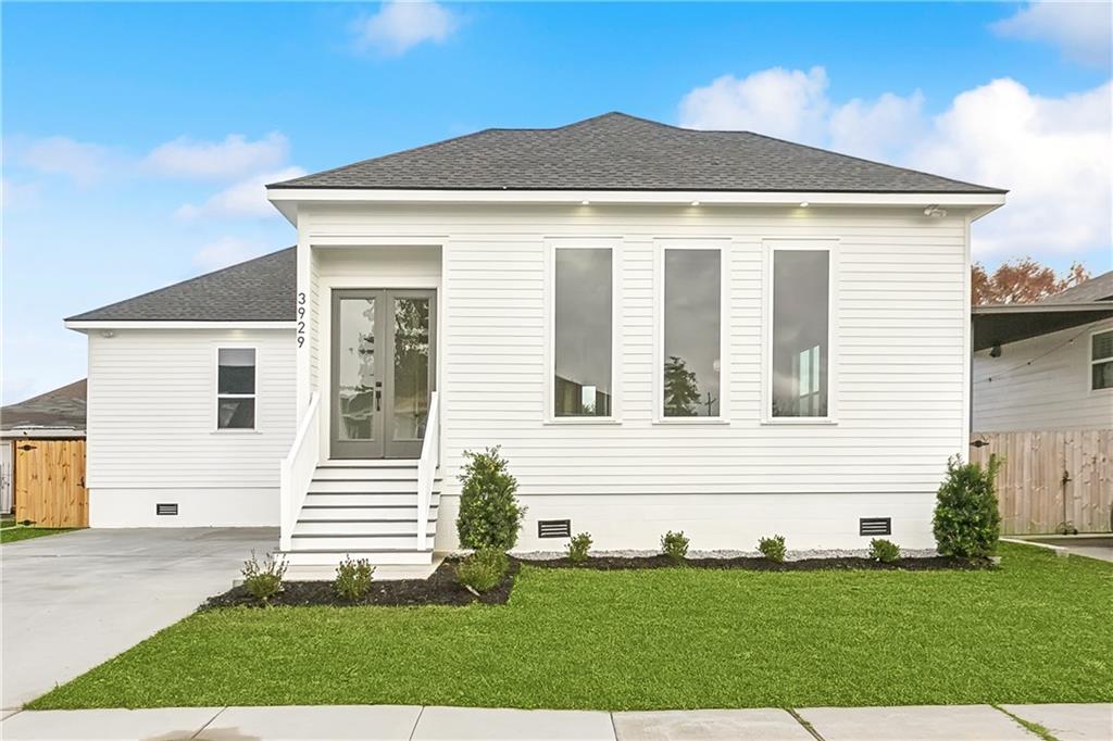 3929 Dominique Drive, Chalmette, Louisiana image 1