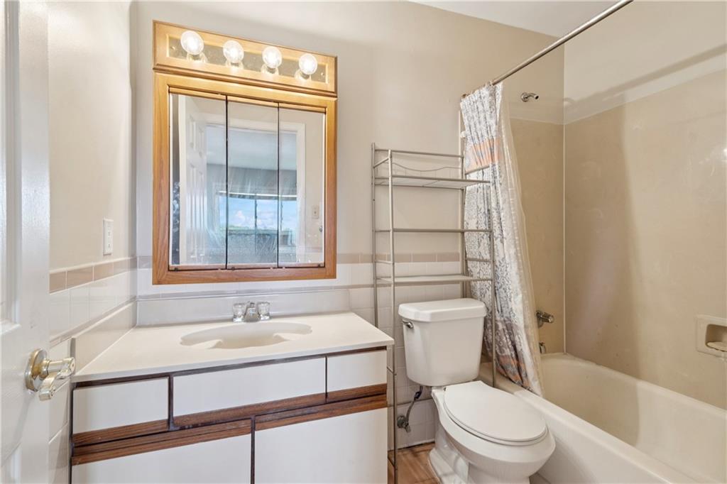 500 Lake Marina Avenue #411, New Orleans, Louisiana image 8