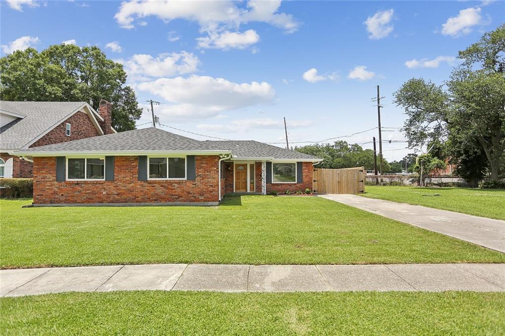 14 Derbes Drive, Gretna, Louisiana image 2