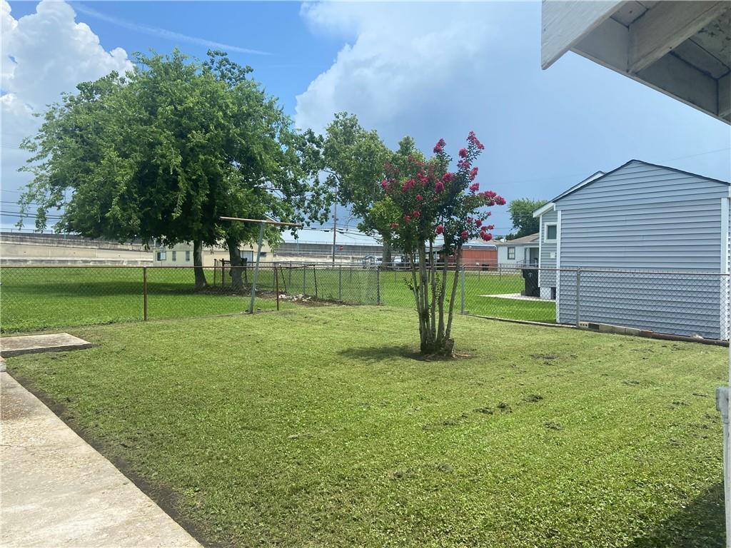 8007 Drum Street, New Orleans, Louisiana image 12