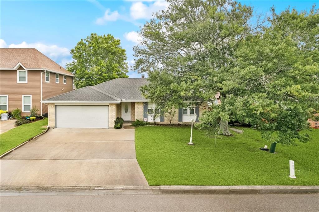 422 Eden Isles Boulevard, Slidell, Louisiana image 2