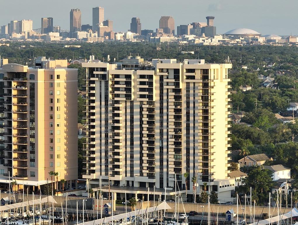 300 Lake Marina Avenue #5A, New Orleans, Louisiana image 1