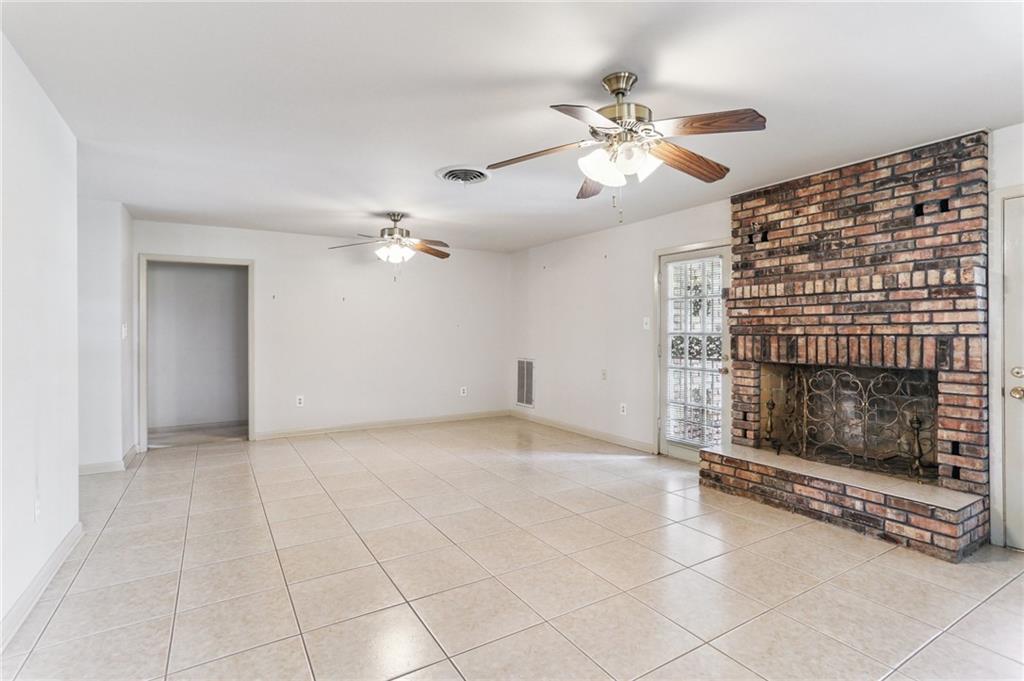 142 E Randall Court, Gretna, Louisiana image 8