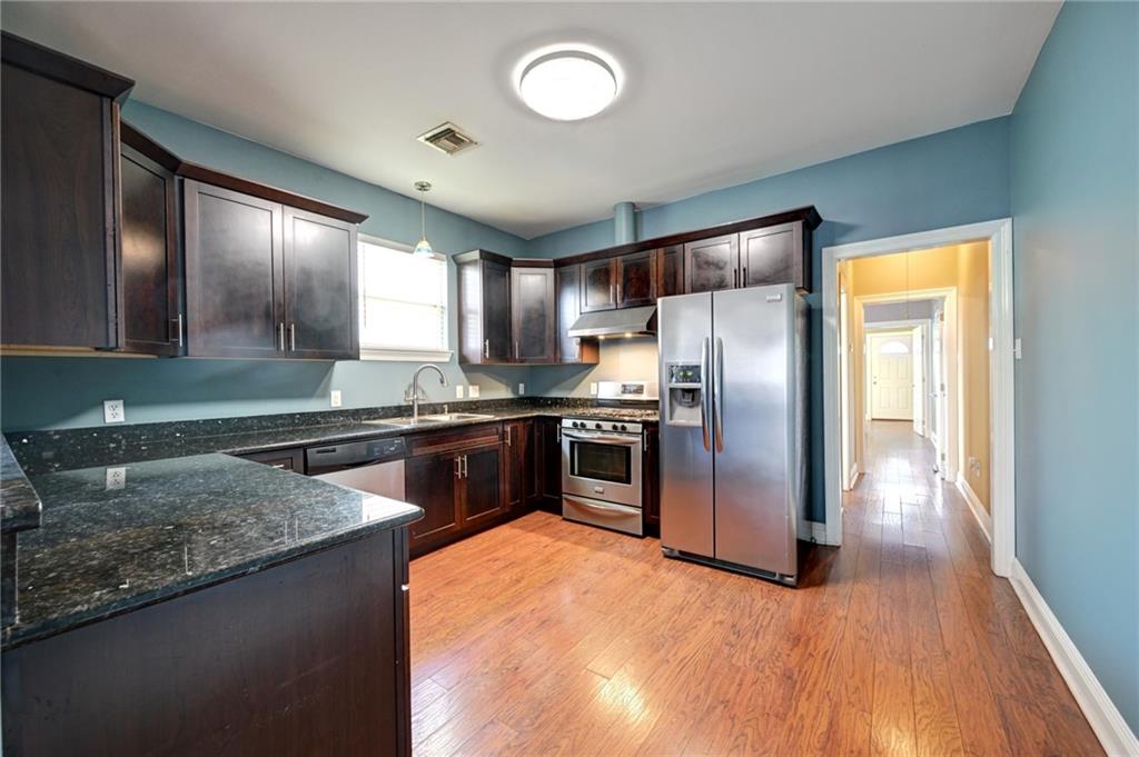 5472 74 Hawthorne Place, New Orleans, Louisiana image 4