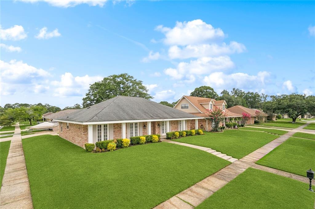 811 Franklin Court, Slidell, Louisiana image 2