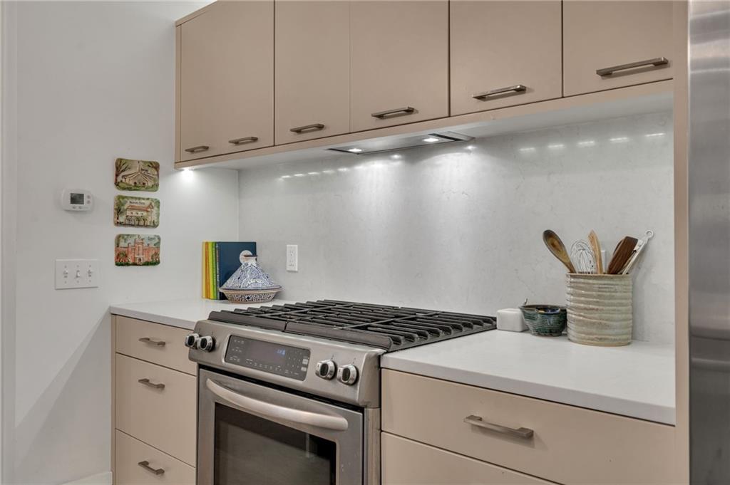 5940 Magazine Street #102, New Orleans, Louisiana image 10