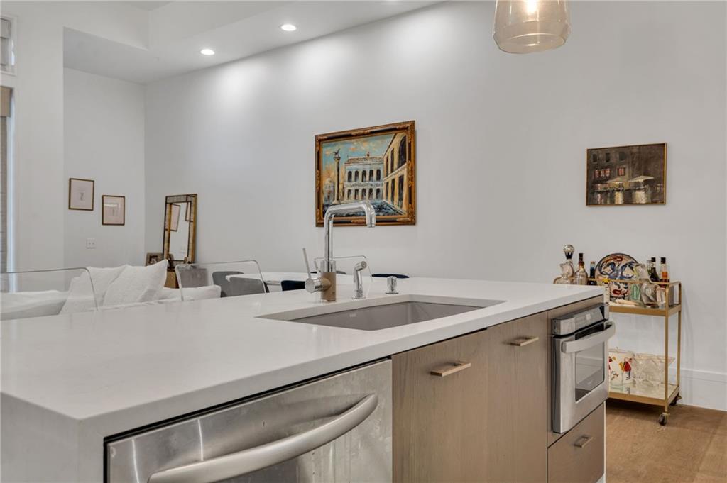 5940 Magazine Street #102, New Orleans, Louisiana image 9