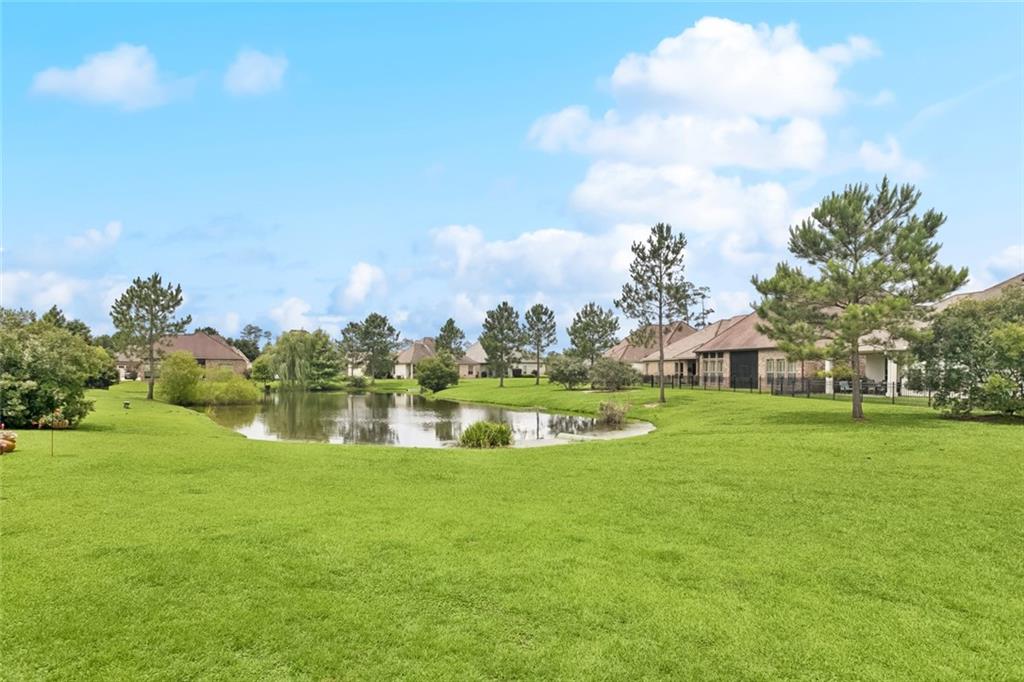121 Saint Calais Place, Madisonville, Louisiana image 22