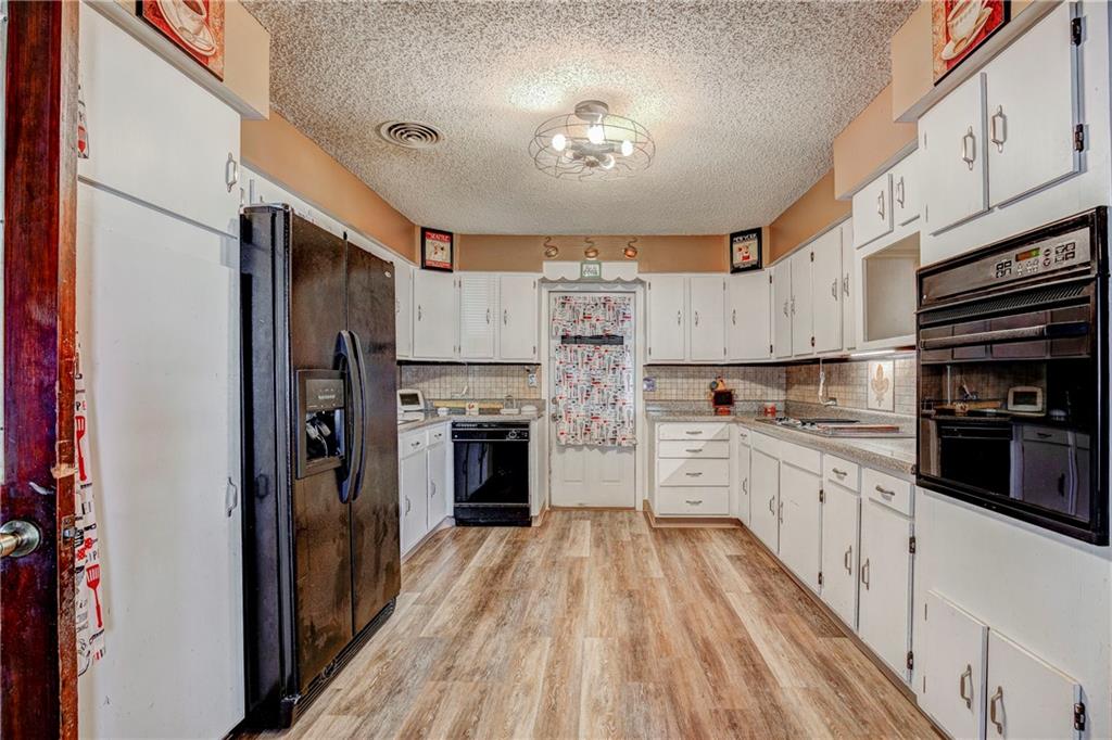 136 Saint Charles Street, Norco, Louisiana image 3