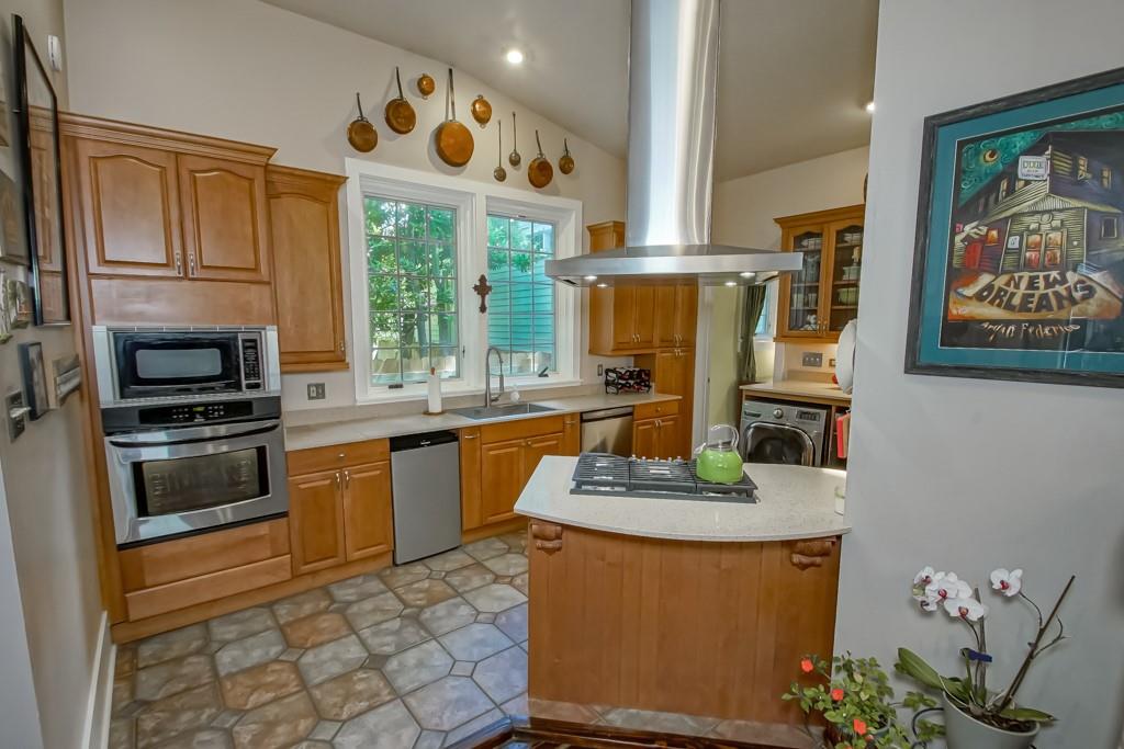 1025 General Pershing Street, New Orleans, Louisiana image 12