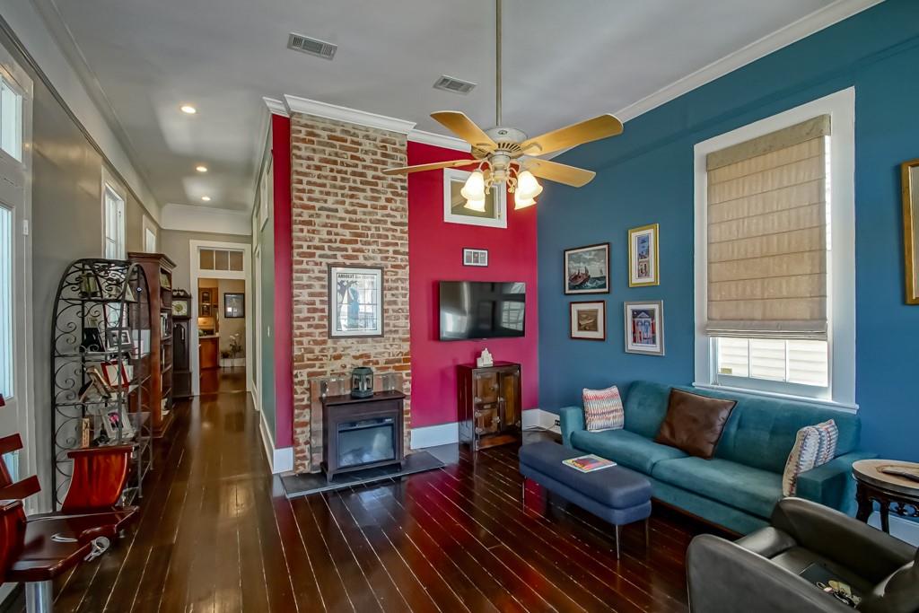 1025 General Pershing Street, New Orleans, Louisiana image 8