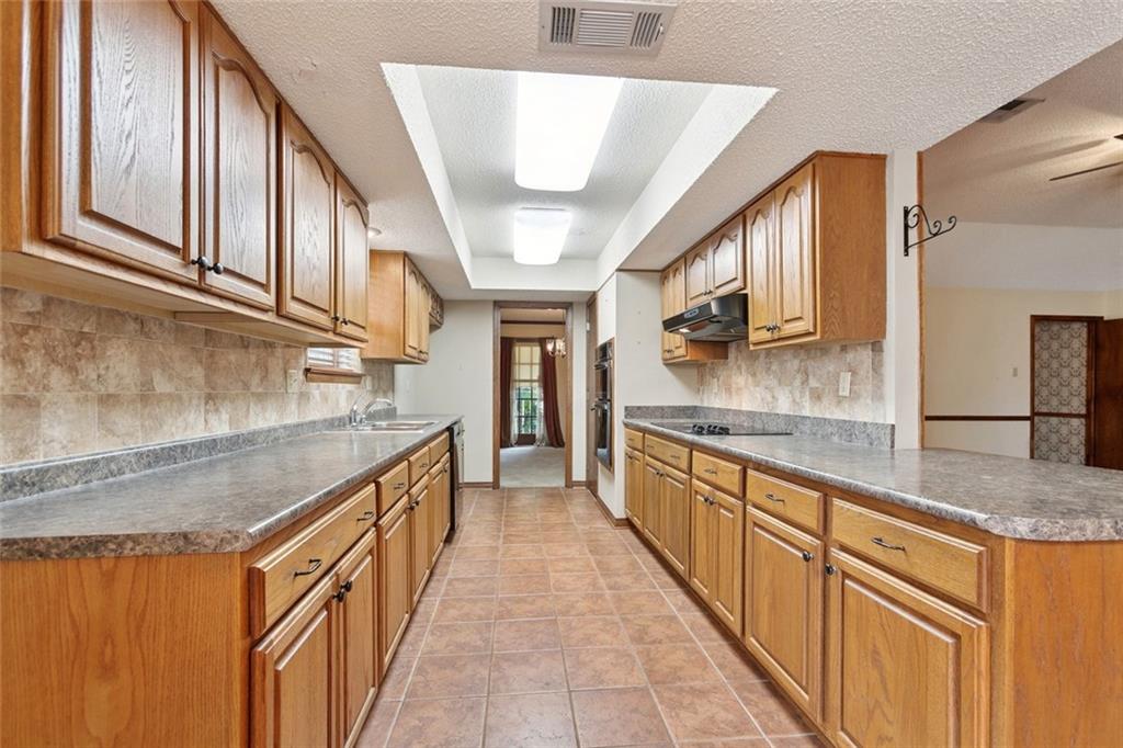 632 Brouilly Drive, Kenner, Louisiana image 9
