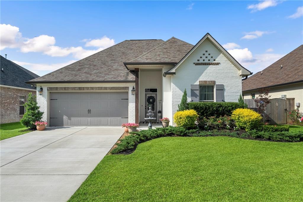 502 Terrace Lake Drive, Covington, Louisiana image 1