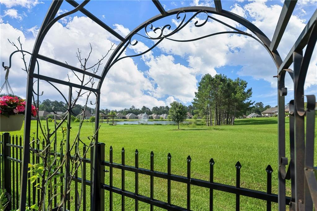 502 Terrace Lake Drive, Covington, Louisiana image 24