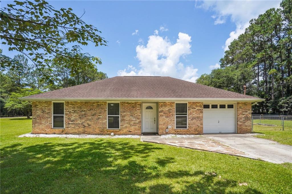 70247 Fuchsia Street, Abita Springs, Louisiana image 1