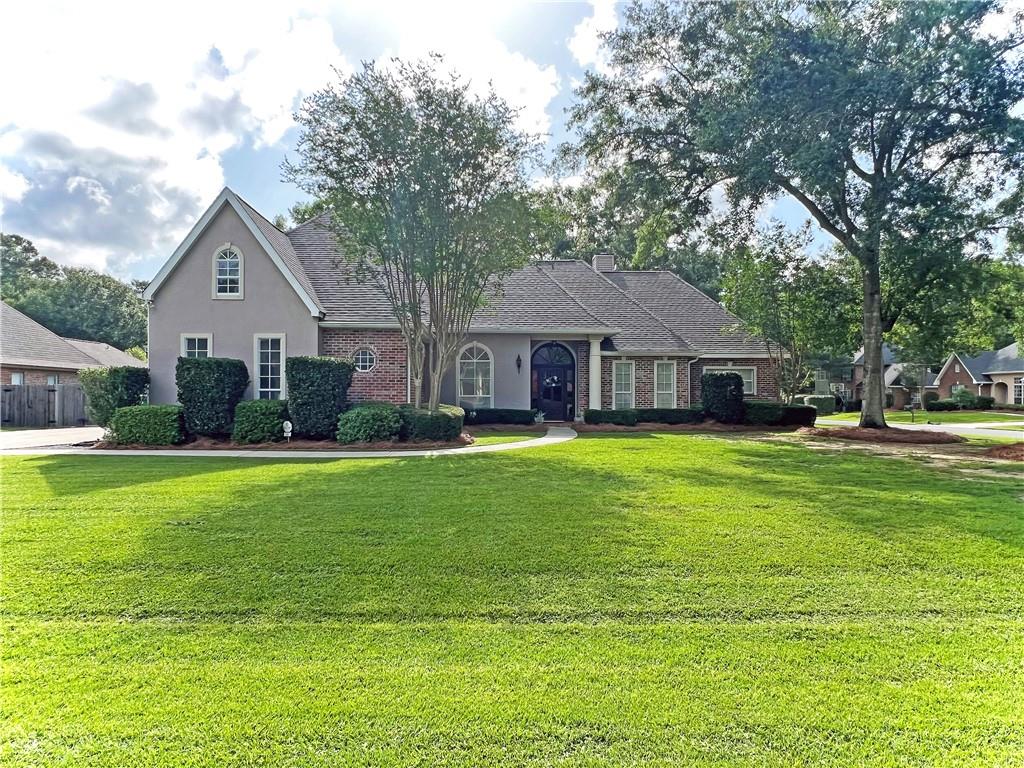 207 Hidden Springs Lane, Covington, Louisiana image 1