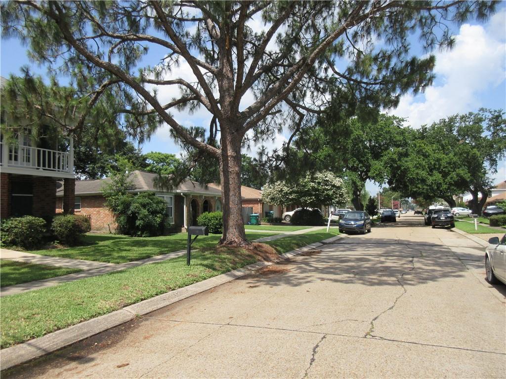 51 Granada Drive, Kenner, Louisiana image 2