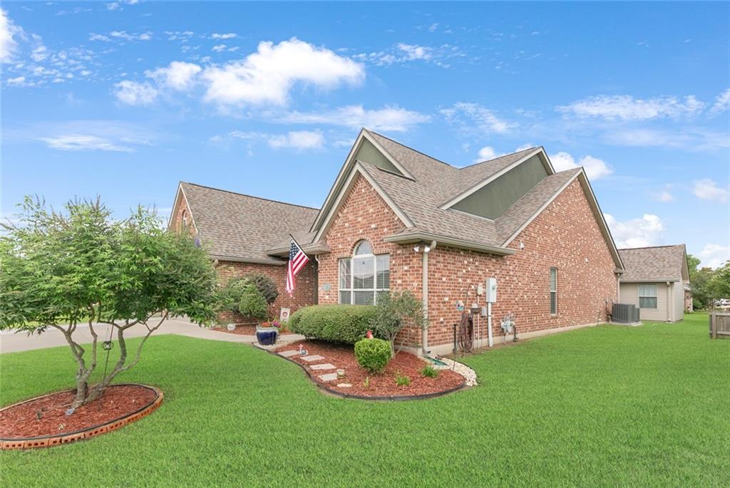 118 Allison Drive, Luling, Louisiana image 2