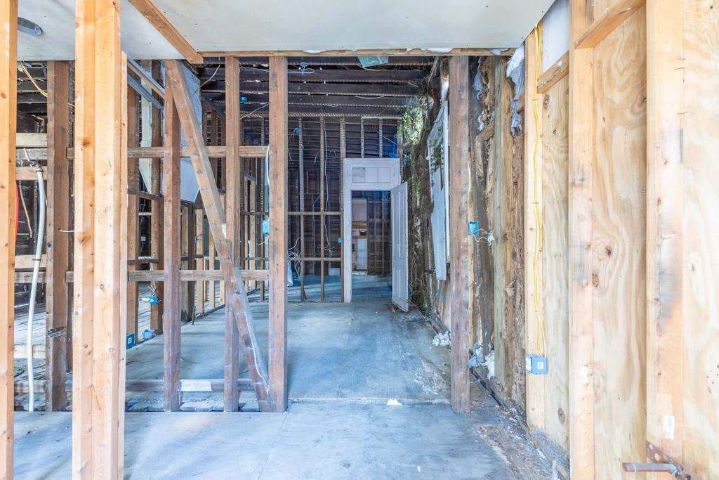 1345 Saint Anthony Street, New Orleans, Louisiana image 4