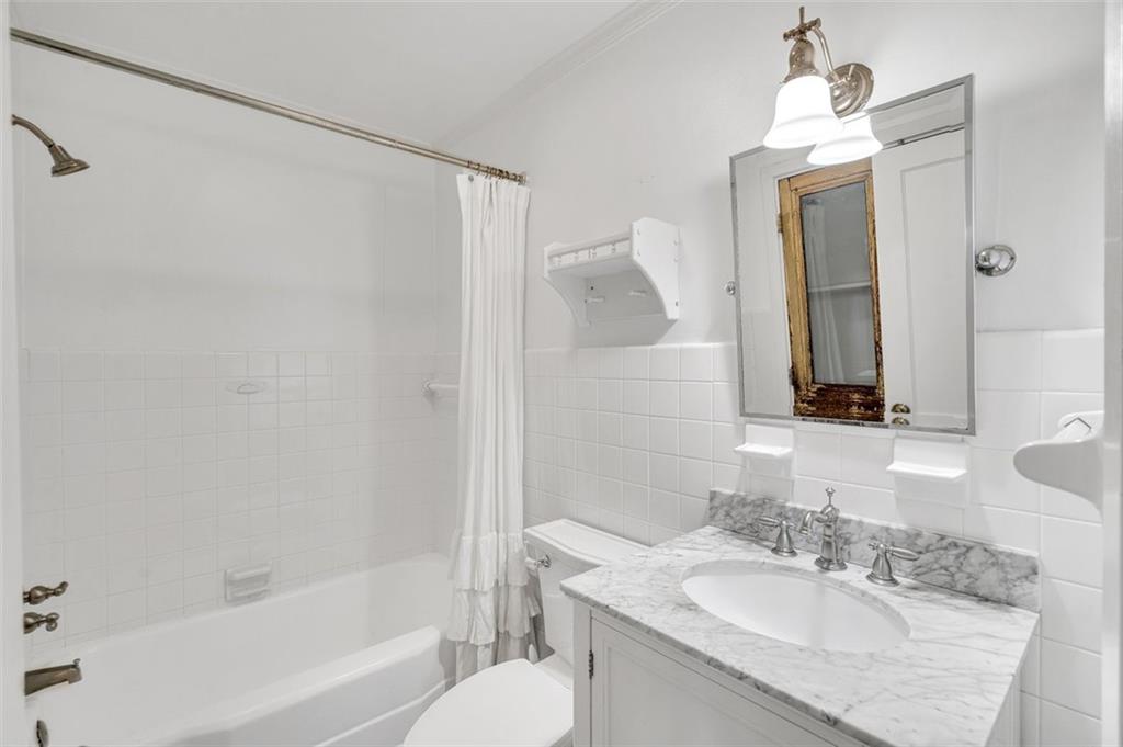 107 Melody Drive, Metairie, Louisiana image 22