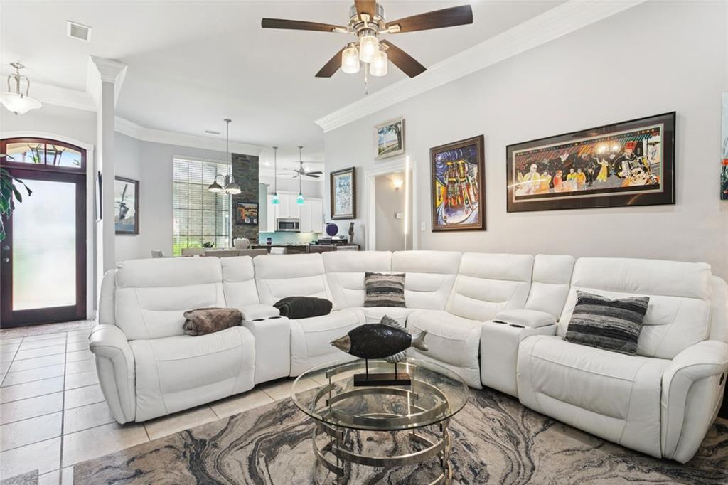 1410 Royal Palm Drive, Slidell, Louisiana image 2