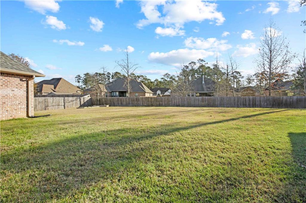 524 Belle Pointe Loop, Madisonville, Louisiana image 24