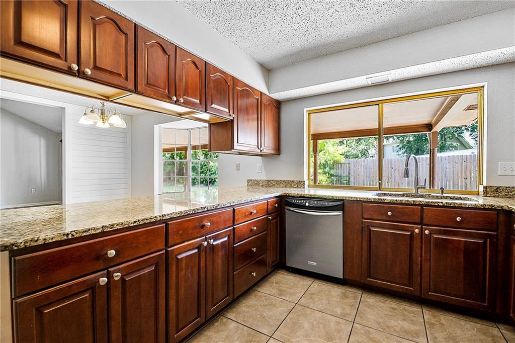 905 Rue Rochelle, Slidell, Louisiana image 20