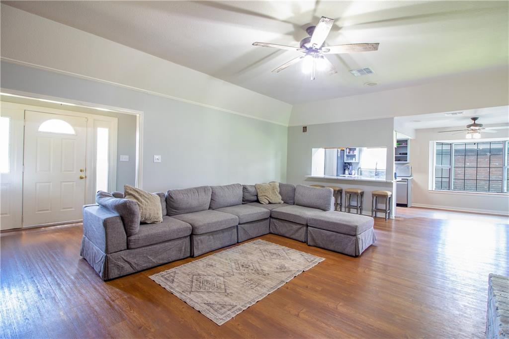 2137 Carmel Valley Drive, La Place, Louisiana image 6