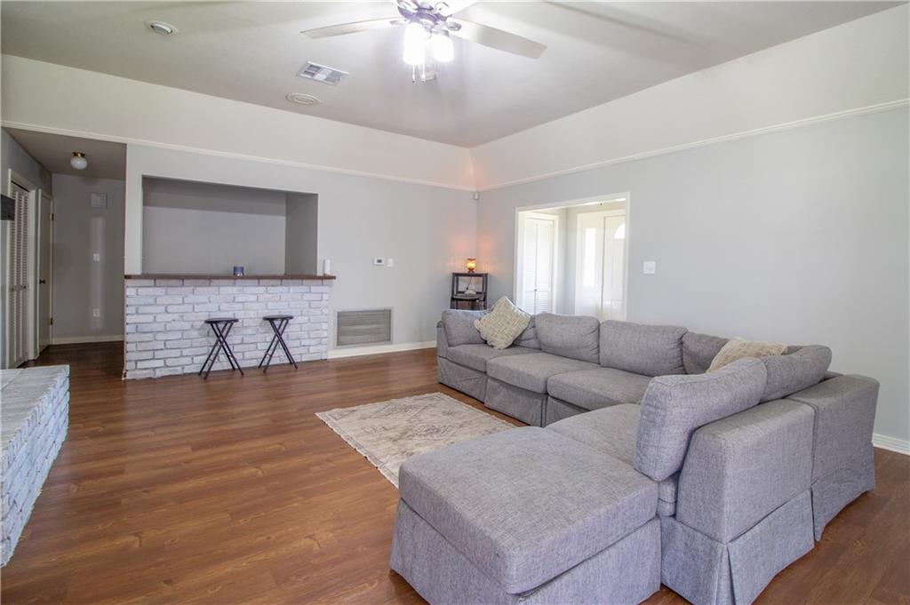 2137 Carmel Valley Drive, La Place, Louisiana image 8