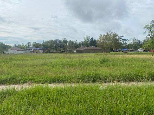 2605 Reunion Drive, Violet, Louisiana image 2