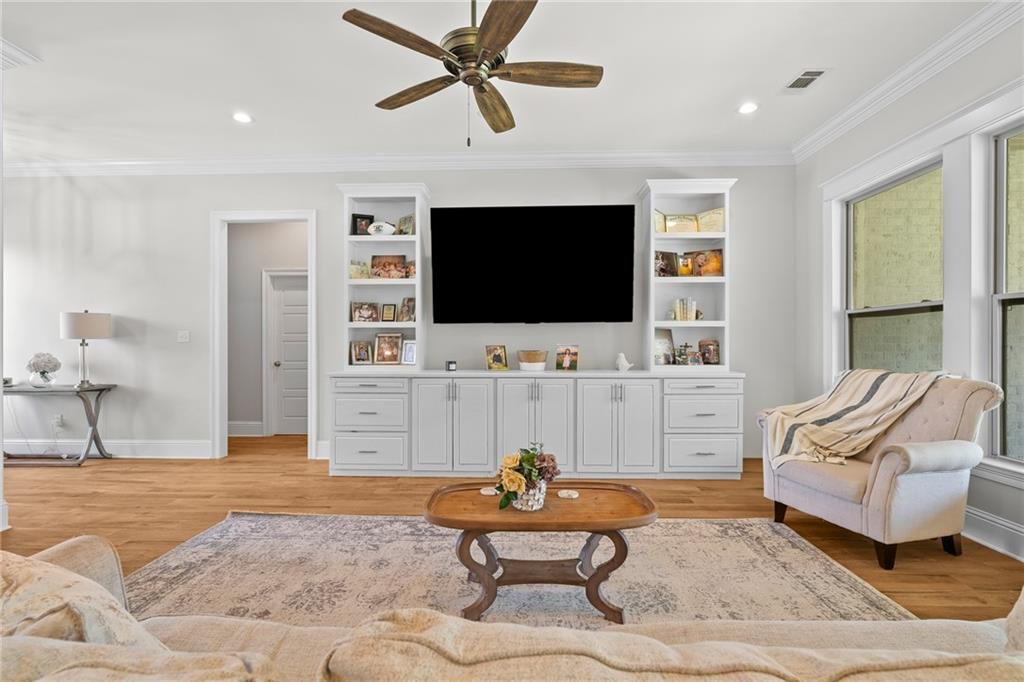 2005 Cypress Bend Lane, Madisonville, Louisiana image 4