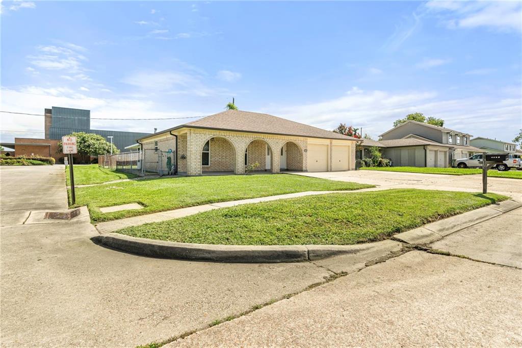 2138 Colombo Drive, Harvey, Louisiana image 2