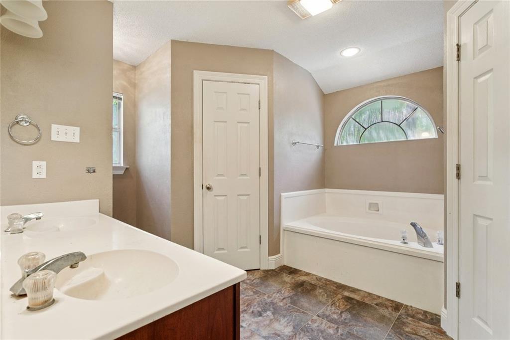 3 Trace Loop, Mandeville, Louisiana image 5