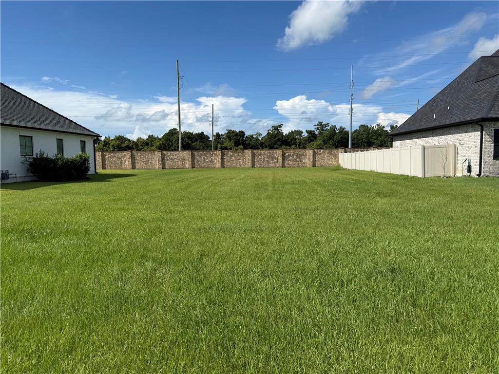 108 Mallard Drive, Westwego, Louisiana image 1