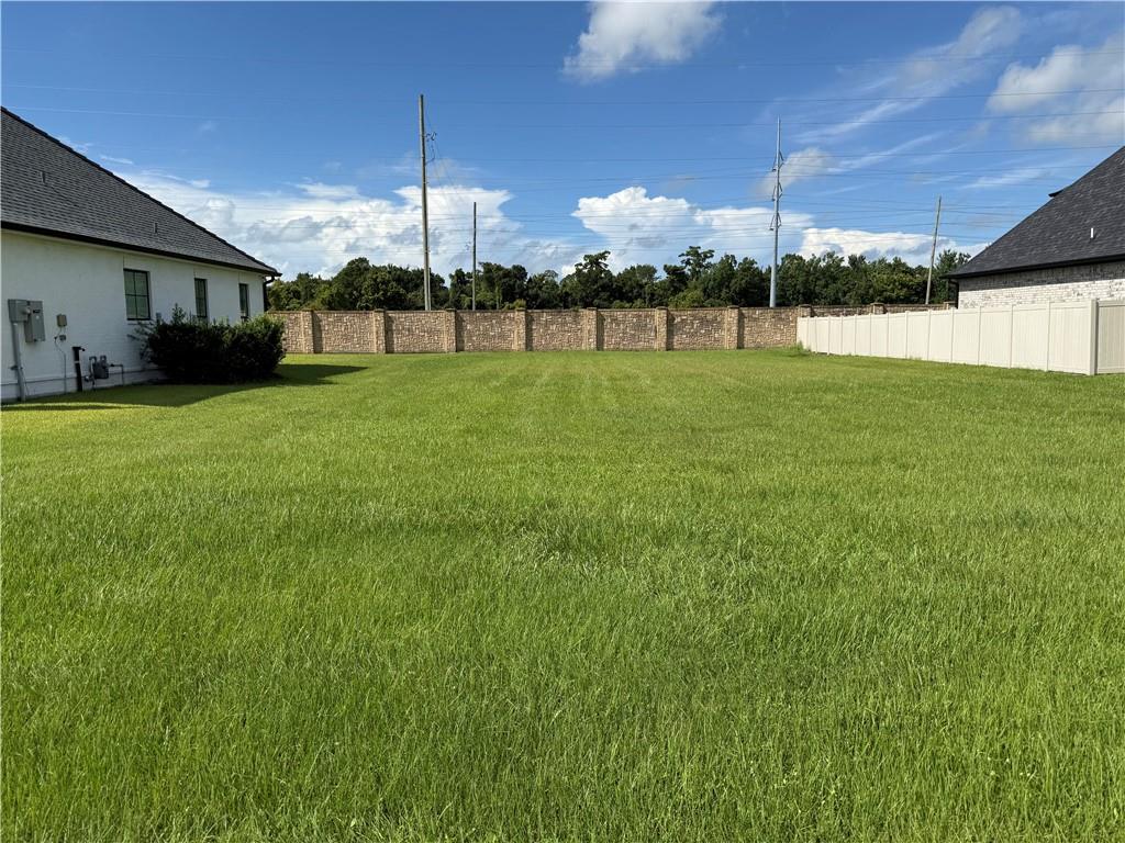 108 Mallard Drive, Westwego, Louisiana image 2