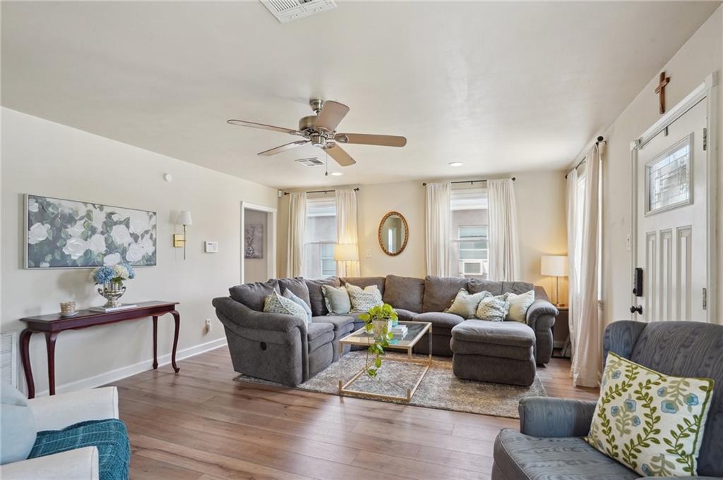 640 Oaklawn Drive, Metairie, Louisiana image 4