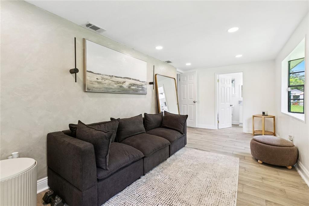 2900 Somerset Drive, New Orleans, Louisiana image 13
