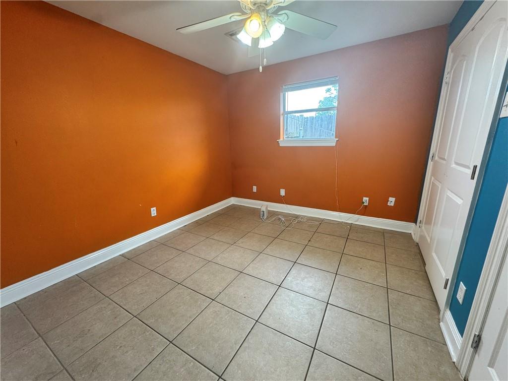 3509 Decomine Drive, Chalmette, Louisiana image 21