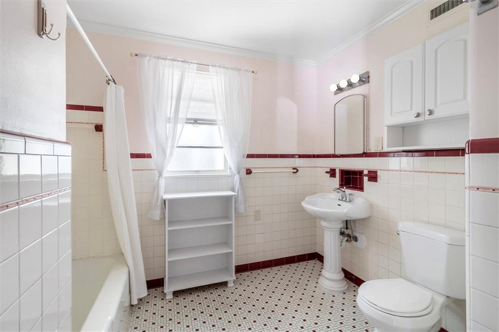 53 Beverly Garden Drive, Metairie, Louisiana image 13