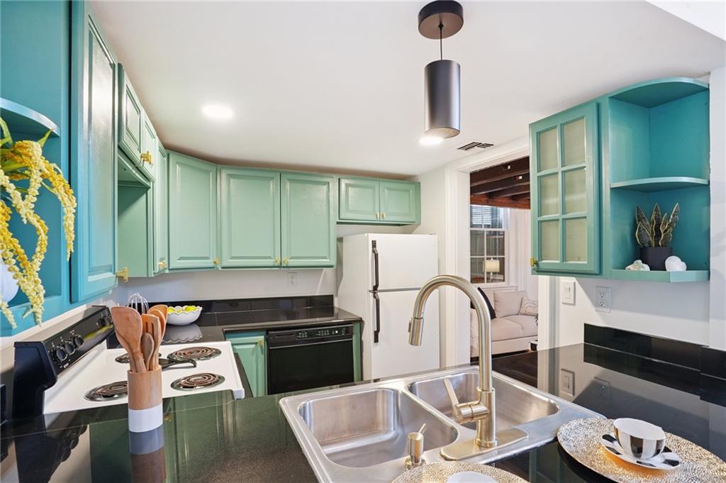 1303 Burgundy Street #3, New Orleans, Louisiana image 11