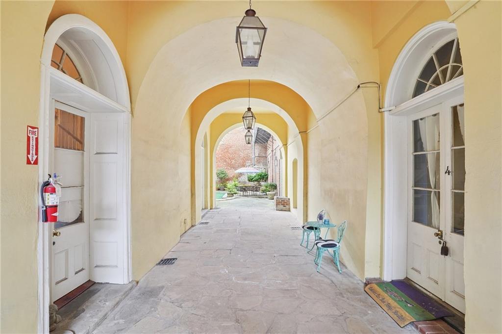 1303 Burgundy Street #3, New Orleans, Louisiana image 2