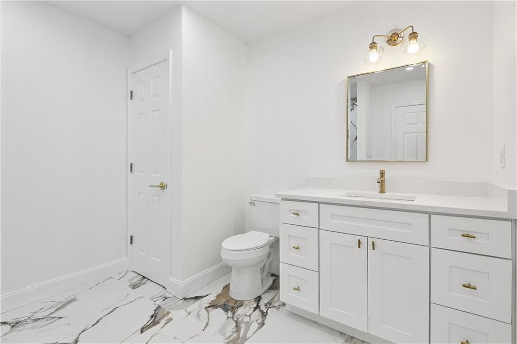 4032 Deerglen Drive, Harvey, Louisiana image 11