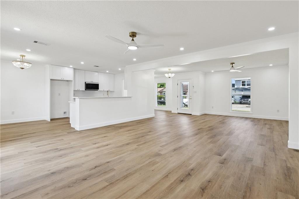 4032 Deerglen Drive, Harvey, Louisiana image 3