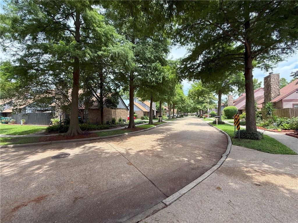 4135 Loire Drive #B, Kenner, Louisiana image 32