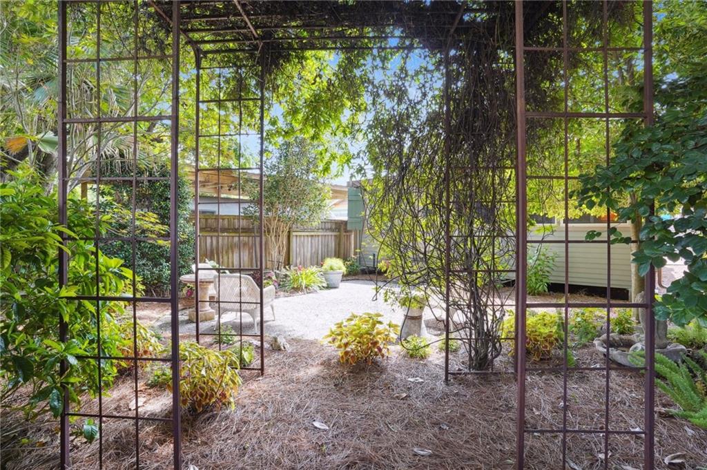 626 Independence Street, New Orleans, Louisiana image 21